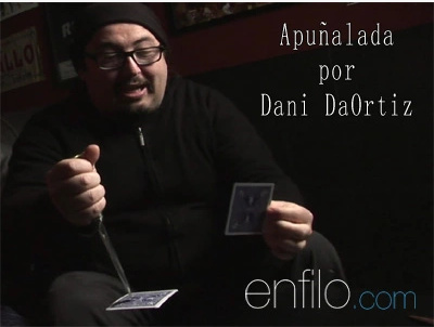 2015 Grupokaps Apunalada by Dani DaOrtiz (Download)