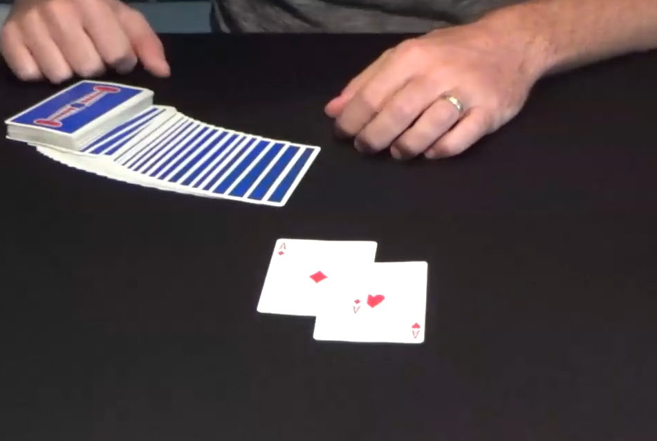Twisting the aces dans le jeu by Sylvain Latour (MP4 Video Download 720p High Quality)