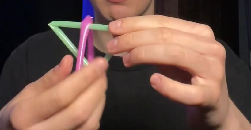 Linking Straws by Luke Oseland (Mp4 Video Download 720p High Quality)