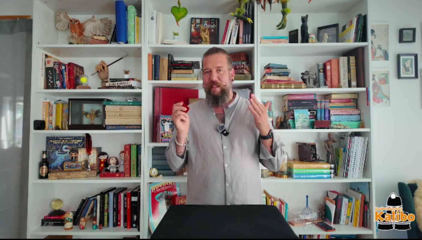 Kettenziehen (Endless Chain) by Zauberer Kalibo (Mp4 Video Download 1080p FullHD Quality)