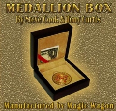 Medallion Box by Steve Cook