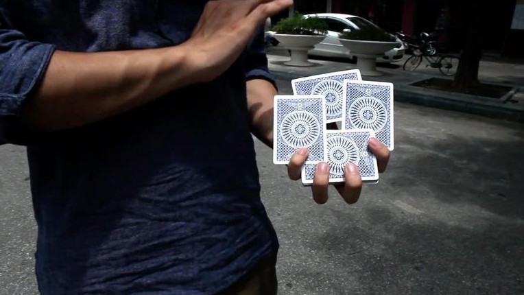 HAY by Di.Cardistry